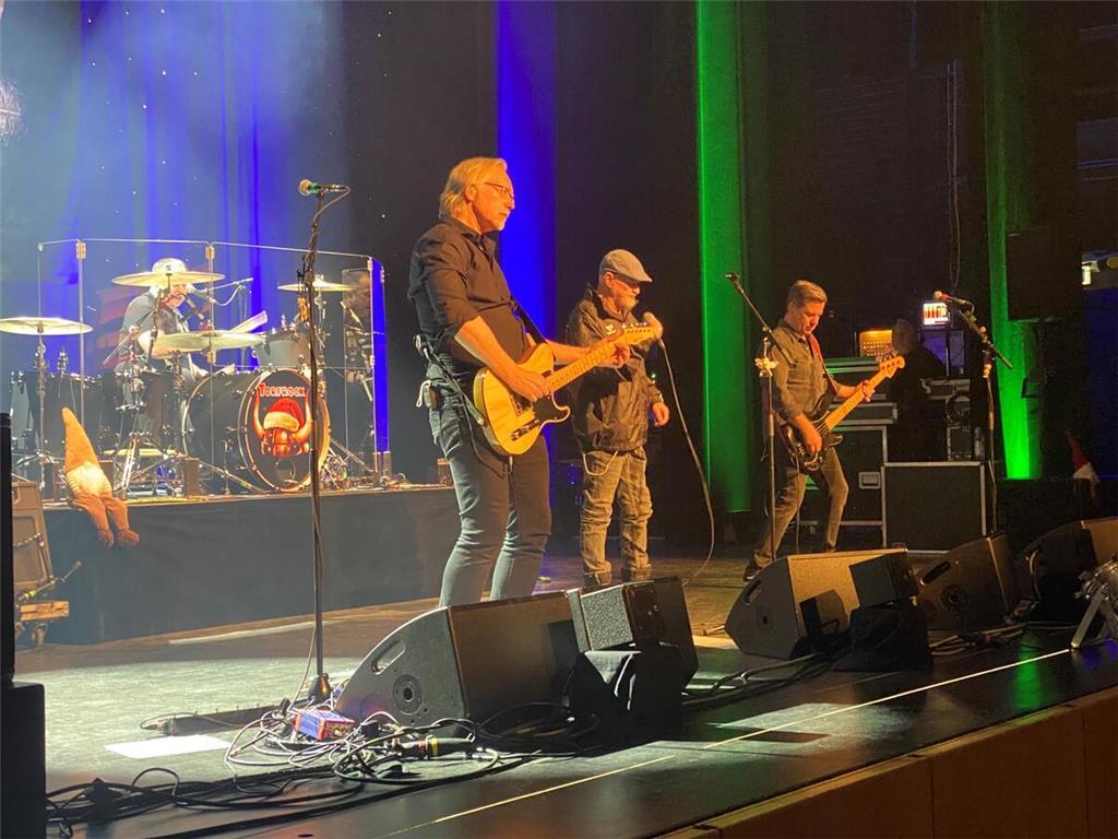 Torfrock machen Stimmung im Stadeum.