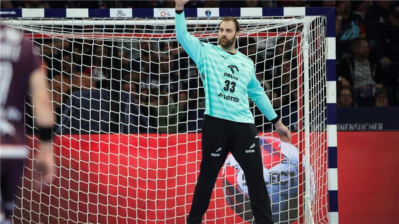 Johanssons Wurf sichert Kiels Sieg über Hamburg Torhüter Andreas Wolff und der THW Kiel gewannen gegen den HSV Hamburg.