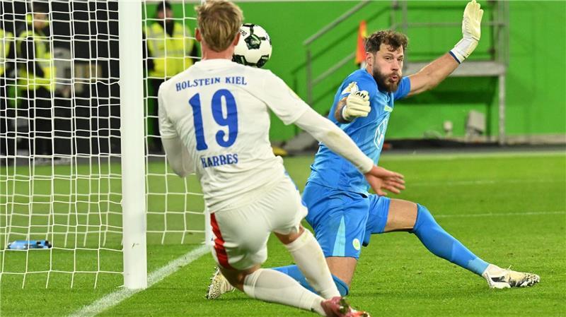 Torhüter Marius Müller äußerte sich nach dem Pokal-Aus gegen Kiel ziemlich deutlich in der Öffentlichkeit.