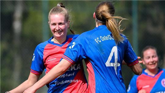 Torjägerin Laura Hellwege und O/O wollen den Bezirkspokal gewinnen.