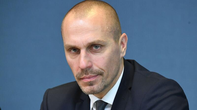 Mehr rechte Gewalttaten im Norden Torsten Holleck, Leiter der Polizeiabteilung im Innenministerium von Schleswig-Holstein.