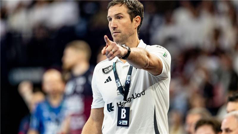Torsten Jansen und der HSV Hamburg müssen zunächst nach Stuttgart.