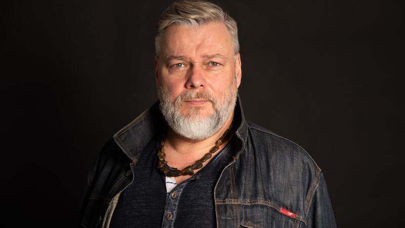 Torsten Münchow spielt in „Der Wal" die Hauptrolle des übergewichtigen und depressiven Englischlehrers Charlie.
