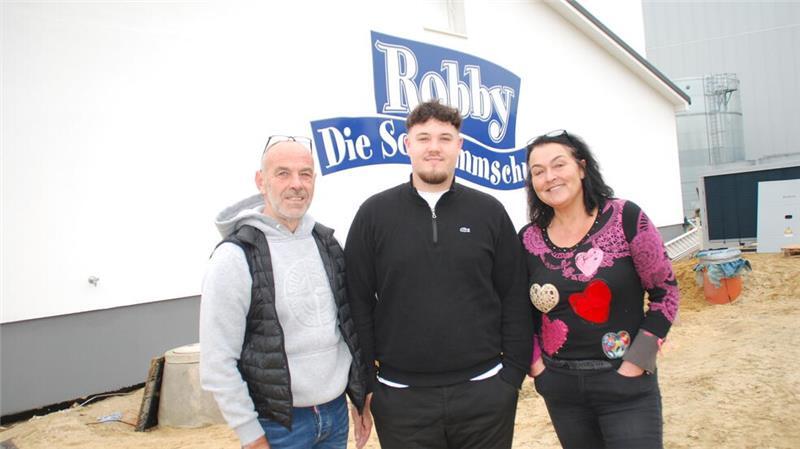 Torsten und Esther Deppe-Becker haben ab 1. Oktober Verstärkung durch Sohn Bulwye erhalten