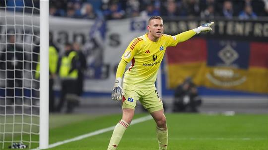 Torwart Daniel Peretz will den Hamburger SV unbedingt verlassen. (Archivbild)