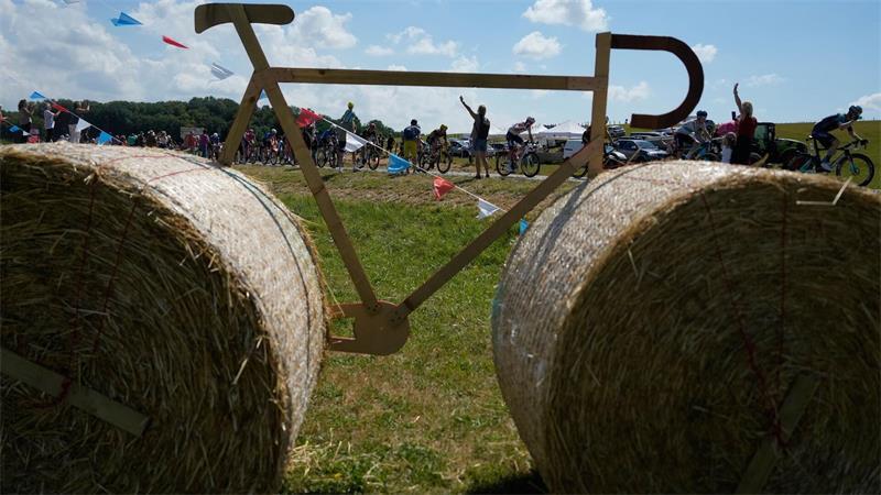 Tour de France: Hauptfeld auf der 13. Etappe von Dole nach Belfort