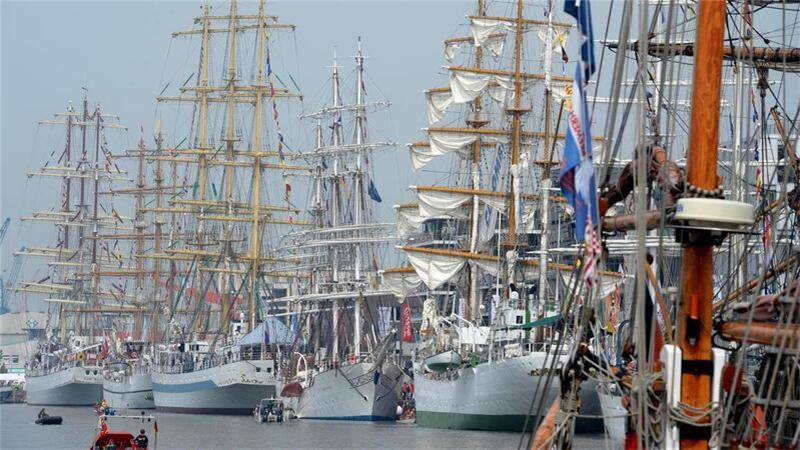Traditionsschiffe und historische Segler in Bremerhaven. Sie werden im Norden als Windjammer bezeichnet. 