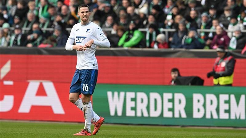 Werder Bremen kassiert Niederlage gegen Hoffenheim Traf gegen seinen Jugendverein Werder: Hoffenheims Anton Stach.