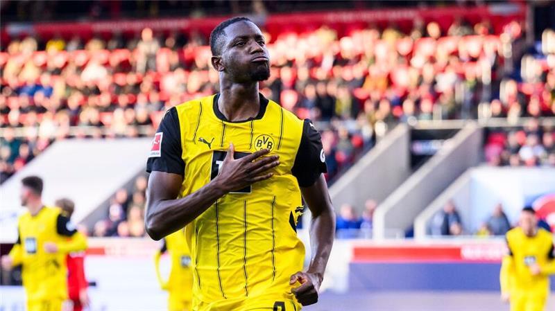 Erster Liga-Sieg 2025: Guirassy und Beier erlösen BVB Traf zur Dortmunder Führung in Heidenheim: Stürmer Serhou Guirassy.