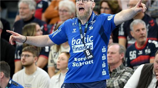 Trainer Ales Pajovic und die SG Flensburg-Handewitt spielten in Lemgo.