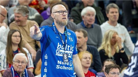 Trainer Ales Pajovic und die SG Flensburg-Handewitt spielten bei der SG BBM Bietigheim.