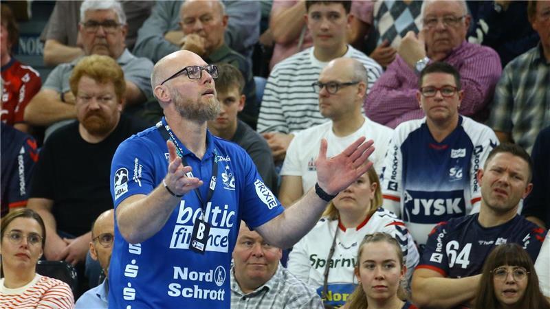 Trainer Ales Pajovic und die SG Flensburg-Handewitt hatten den rumänischen Club Potaissa Turda zu Gast.