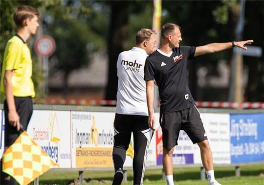 Trainer Christoph Stahn und sein Co Hauke Dittmer hören nach dieser Saison beim VfL Güldenstern Stade II auf.