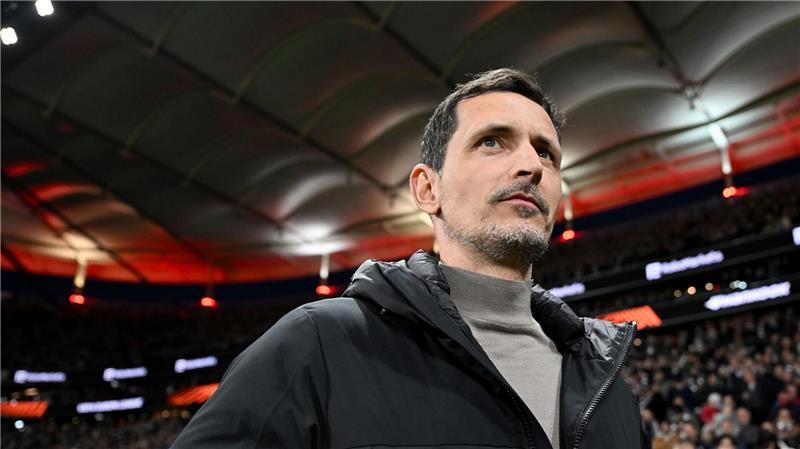 Frankfurts Coach Toppmöller verlängert Vertrag bis 2028 Trainer Dino Toppmöller hat seinen Vertrag bei Eintracht Frankfurt verlängert.