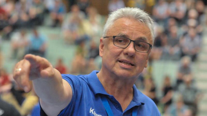 Trainer Dirk Leun und der BSV treten am 1. September auswärts bei der SG Todesfelde/Leezen an.