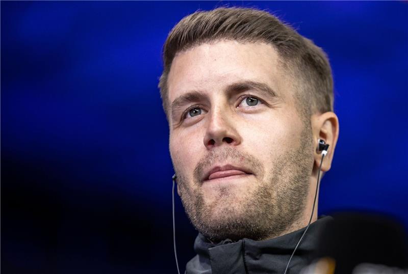 Vier gewinnt: Fabian Hürzeler und St. Paulis Erfolgsrezept Trainer Fabian Hürzeler von FC St. Pauli vor dem Spiel.