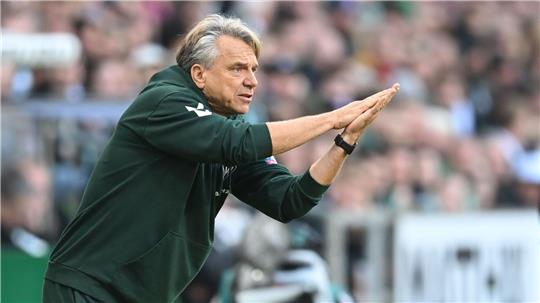Trainer Horst Steffen und Werder Bremen spielen am Samstag beim 1. FC Heidenheim.