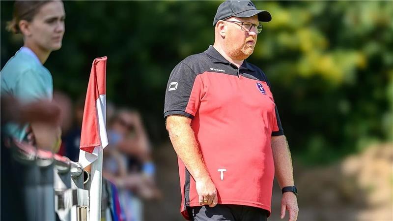 Trainer Maik Ratje wird nach der Saison bei den O/O-Frauen aufhören.