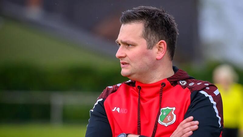 Trainer Martin Gerken hört nach der Saison auf. Er ist froh, dass er seinem Nachfolger Jörn Augustin einen Bezirksligisten übergibt.
