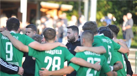 Trainer Nico Matern und der TuS Harsefeld sind seit zehn Spielen sieglos.