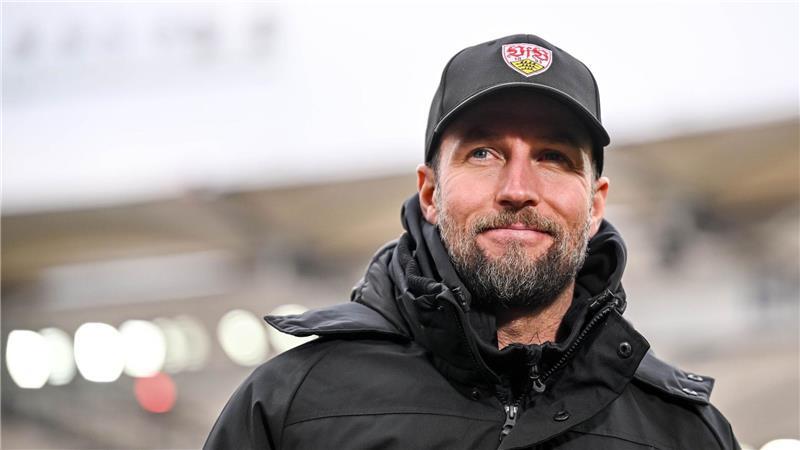 Ohne Klausel: VfB Stuttgart verlängert mit Trainer Hoeneß Trainer Sebastian Hoeneß bekennt sich zum VfB Stuttgart und verlängert seinen Vertrag.