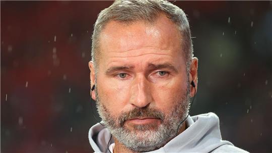 Trainer Tim Walter hat seine Arbeit beim Zweitligisten Holstein Kiel aufgenommen. (Archivbild)