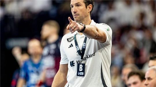 Trainer Torsten Jansen und der HSV Hamburg erlebten im Pokal in Dresden eine böse Überraschung. (Archivbild)