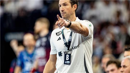 Trainer Torsten Jansen und der HSV Hamburg spielten beim Bergischen HC. (Archivbild)