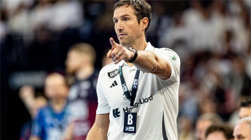 HSV Hamburg mit Auswärtsniederlage in Eisenach Trainer Torsten Jansen und der HSV Hamburg spielten in Eisenach.