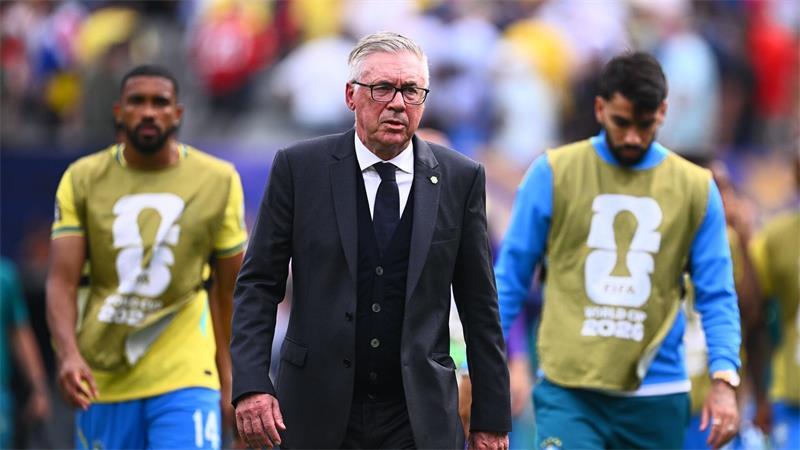 Tränenreiches Ende des Titel-Traums: Brasilien am Boden Trainer beim frühesten WM-Aus Brasiliens seit 36 Jahren: Carlo Ancelotti.