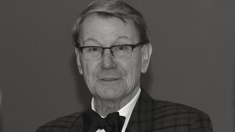 Dr. Henning Kehrberg