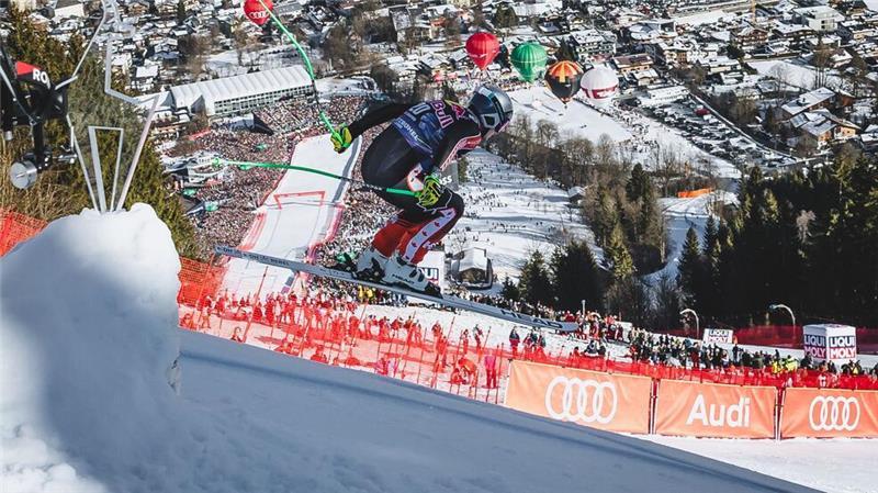 Odermatt geschlagen: Kanadischer Ski-Coup auf der Streif Traumhafte Kulisse in Tirol: James Crawford rast zum Sieg auf der Streif.