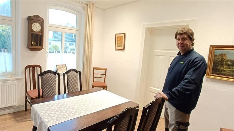 Trauungen sind in Metas Huus ebenfalls möglich, die Möbel können auch in ein größeres Zimmer gestellt werden.