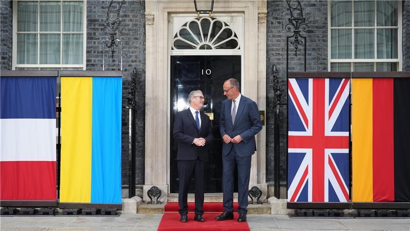 Treffen für die Ukraine - Merz in London