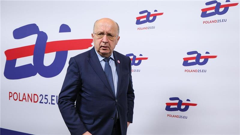 EU-Staaten wollen mit Aufbau von „Drohnenwall“ beginnen Treibt das Projekt für einen Drohnenwall voran: EU-Verteidigungskommissar Andrius Kubilius. (Archivbild)
