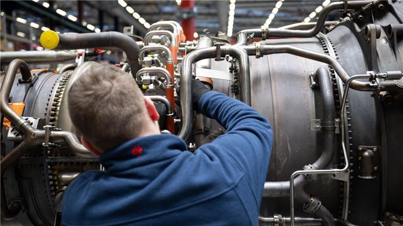 MTU leitet Ausweichmanöver für US-Zölle ein Triebwerkswartung ist ein wichtiges Geschäftsfeld für MTU.