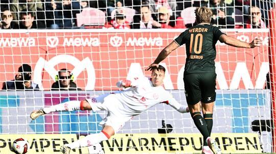 Trifft auch vom Elfmeterpunkt: Niclas Füllkrug