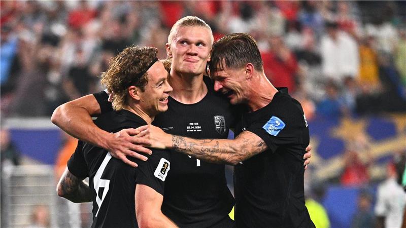 Trifft und trifft: Norwegens Topstürmer Erling Haaland (M.).