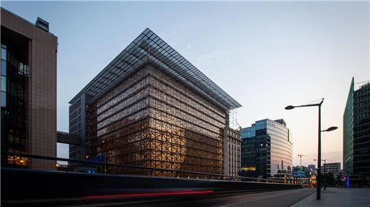 Trotz der ersten Einigung werden im Europagebäude auch in den kommenden Tagen noch schwierige Diskussionen erwartet. (Archivbild)