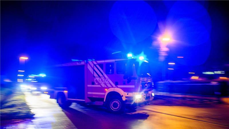 Trotz raschem Einsatz der Feuerwehrkräfte kam für sechs Personen jede Hilfe zu spät. (Symbolfoto)
