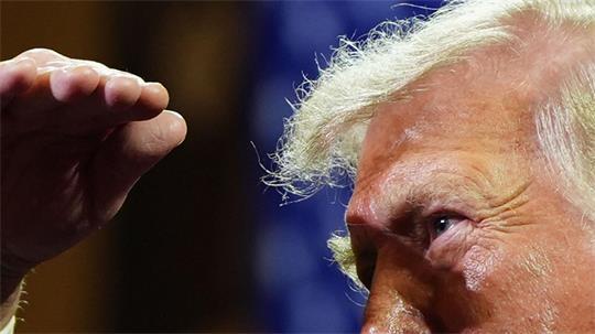 Trump arbeitet gerne mit Feindbildern - aktuell oft im Fokus: „Kommunisten“. (Archivbild)