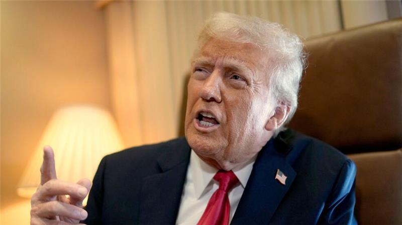 Trump bezeichnet die Begnadigungen als „großartige Sache für die Menschheit“.