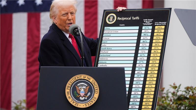 Trump trifft Xi - Darum geht es in Peking Trump hatte im April 2025 international neue Zollhöhen angekündigt. (Archivbild)