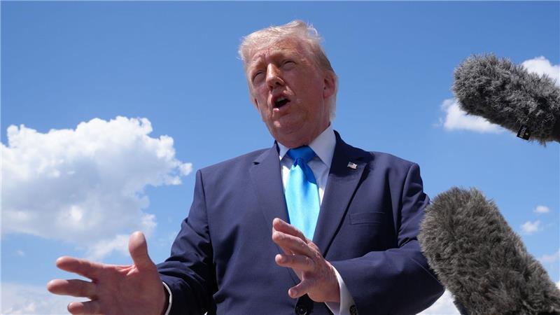 Trump kündigt die Entsendung Tausender Soldaten nach Polen an. 