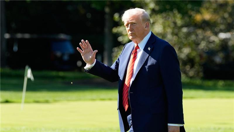 Trump kündigt zusätzliche Zölle für China in Höhe von 100 Prozent an. 