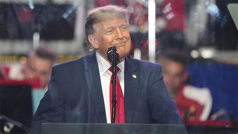 Trump lobt zum Auftakt der Feierlichkeiten vor allem seine eigene Politik. 