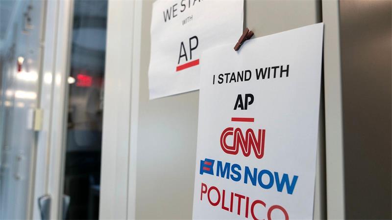 Trump schloss den Sender CNN im September von einer seiner Reisen aus.