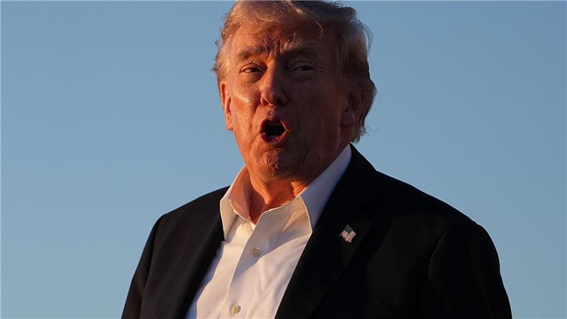 Trump setzt der EU eine Frist zur Umsetzung der Zollvereinbarung - und droht andernfalls mit höheren Zöllen. (Archivbild)
