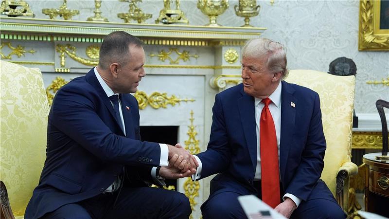 Trump und Nawrocki verstanden sich beim Treffen gut (Archivbild).