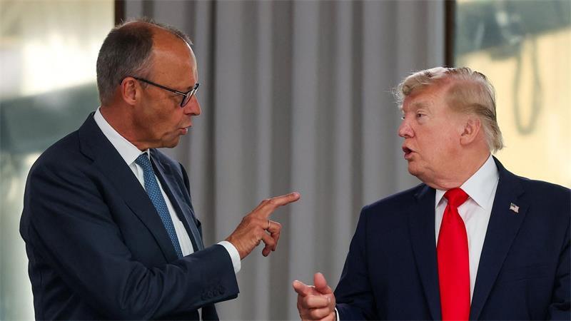 Trump warf Deutschland jüngst wieder zu niedrige Verteidigungsausgaben vor: Kanzler Merz erwiderte, Deutschland verdoppele gerade seinen Verteidigungsetat innerhalb vier Jahren. (Archivbild)